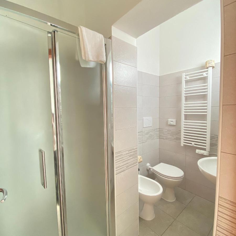 רימיני Hotel Bed And Book מראה חיצוני תמונה