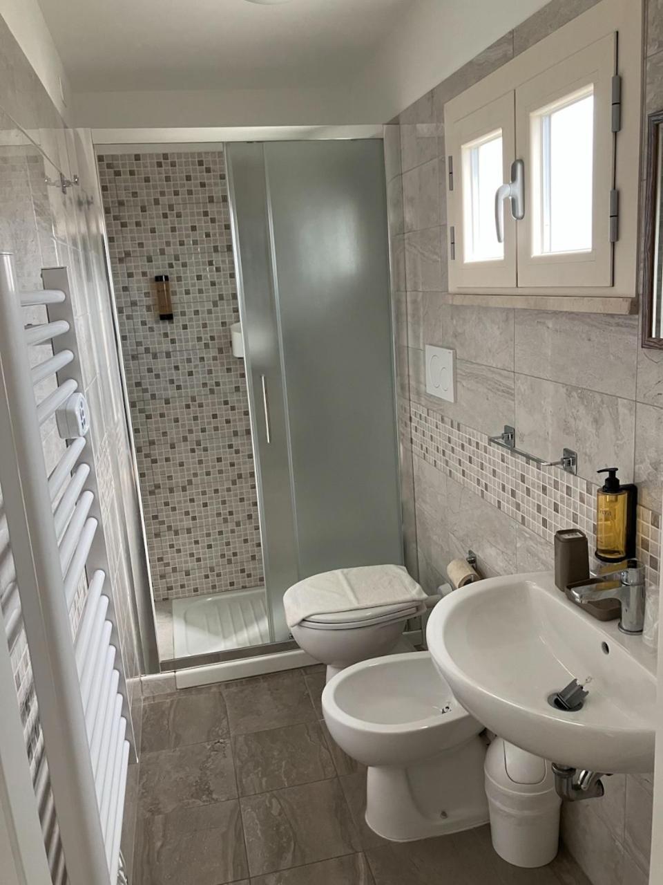 רימיני Hotel Bed And Book מראה חיצוני תמונה