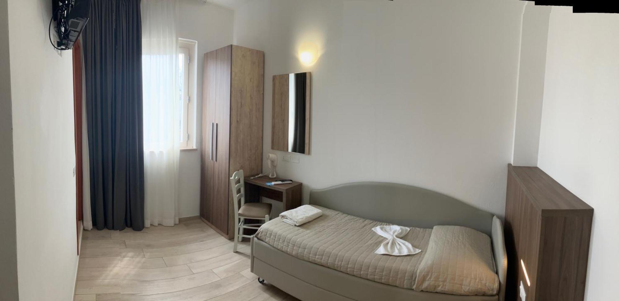 רימיני Hotel Bed And Book מראה חיצוני תמונה